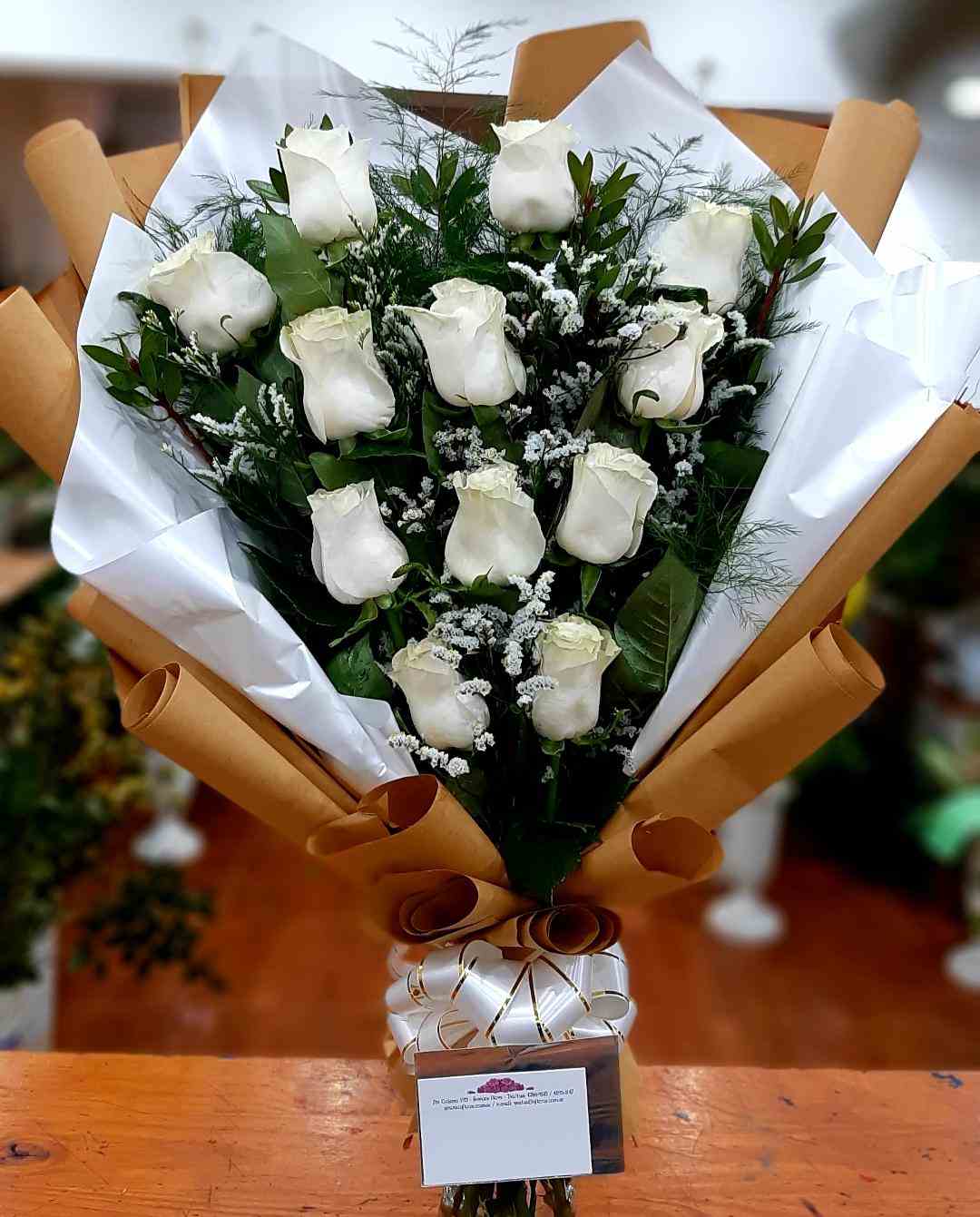 Envio y venta de flores ,rosas, plantas,arreglos florales ,regalos y desayunos a domicilio con delivery gratis en la Ciudad Autonoma de Buenos Aires y con costo de env�o en localidades del Gran Buenos Aires asi como delivery de flores y plantas a trav�s de florerias asociadas en todas las provincias de la Argentina, Buenos Aires, la Pampa, Tucuman, La Rioja, R�o Negro, Entre Rios, Corrientes, Misiones, Neuquen, Chubut, Tierra del Fuego, Santa Cruz, San Luis, Mendoza, Cordoba, Jujuy, Formosa, Santiago del Estero, Salta, Chaco, Catamarca ,San Juan, y ademas realizamos el delivery de flores ,coronas,palmas , plantas y regalos a todas las ciudades de Argentina, Mar del Plata, C�rdoba, Buenos Aires, con cargo en Santa Rosa, La Plata, Bella Vista, Neuquen, Pilar, Paran�, Posadas, Resistencia, Cipolleti y mas de 300 ciudades y localidades en todo el territorio de nuestro pa�s, asi como tambien tenemos la posibilidad de enviar flores a casi todo el mundo en cuestion de horas